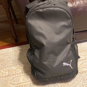 Unisex PUMA 25 L BACKPACK TRAINING DAYPACK and   LAPTOP BLACK